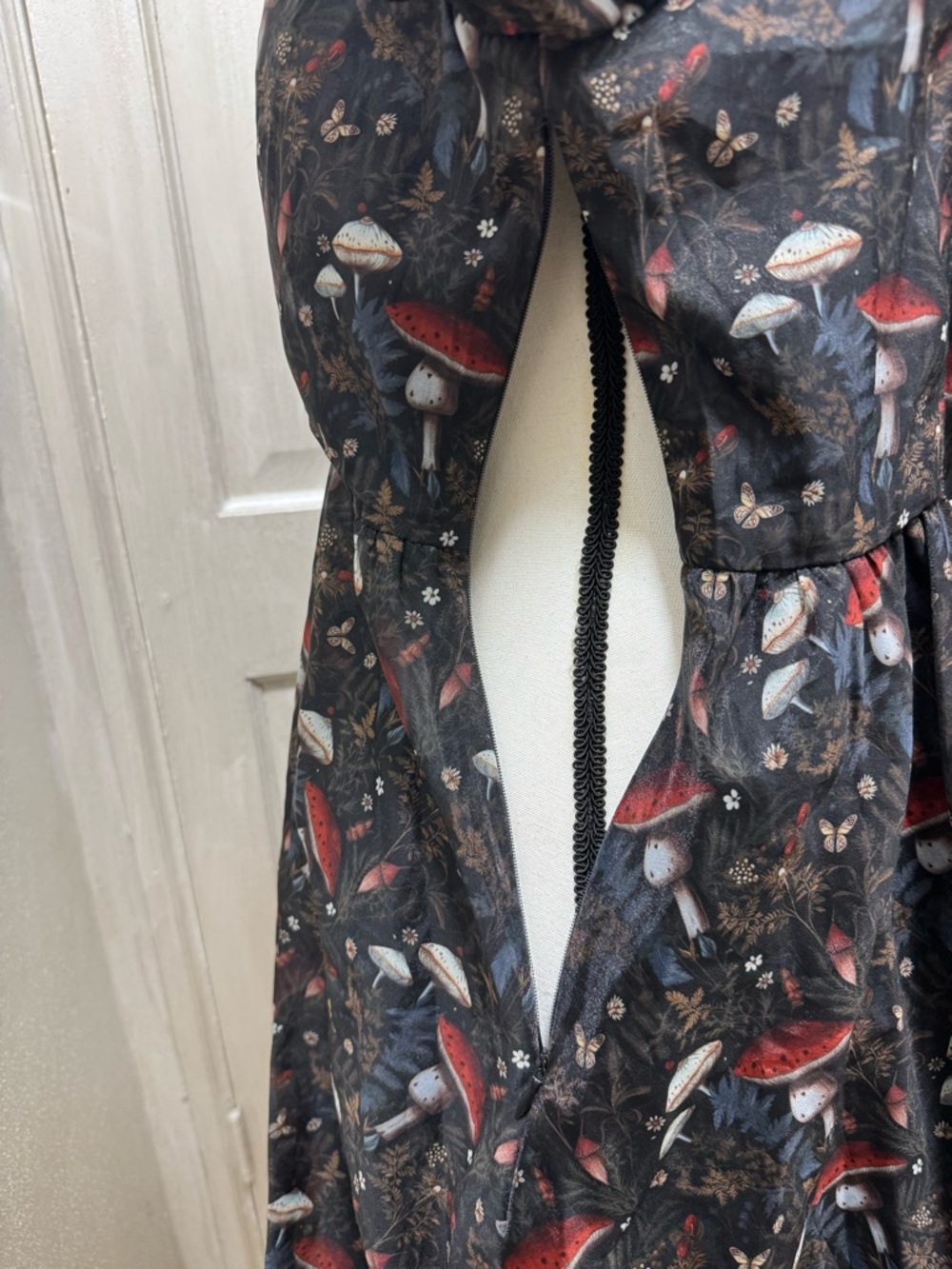 Disturbia Amanita Size 8 Organza Puffball Mini Dress Mushroom Print - Picture 4 of 12